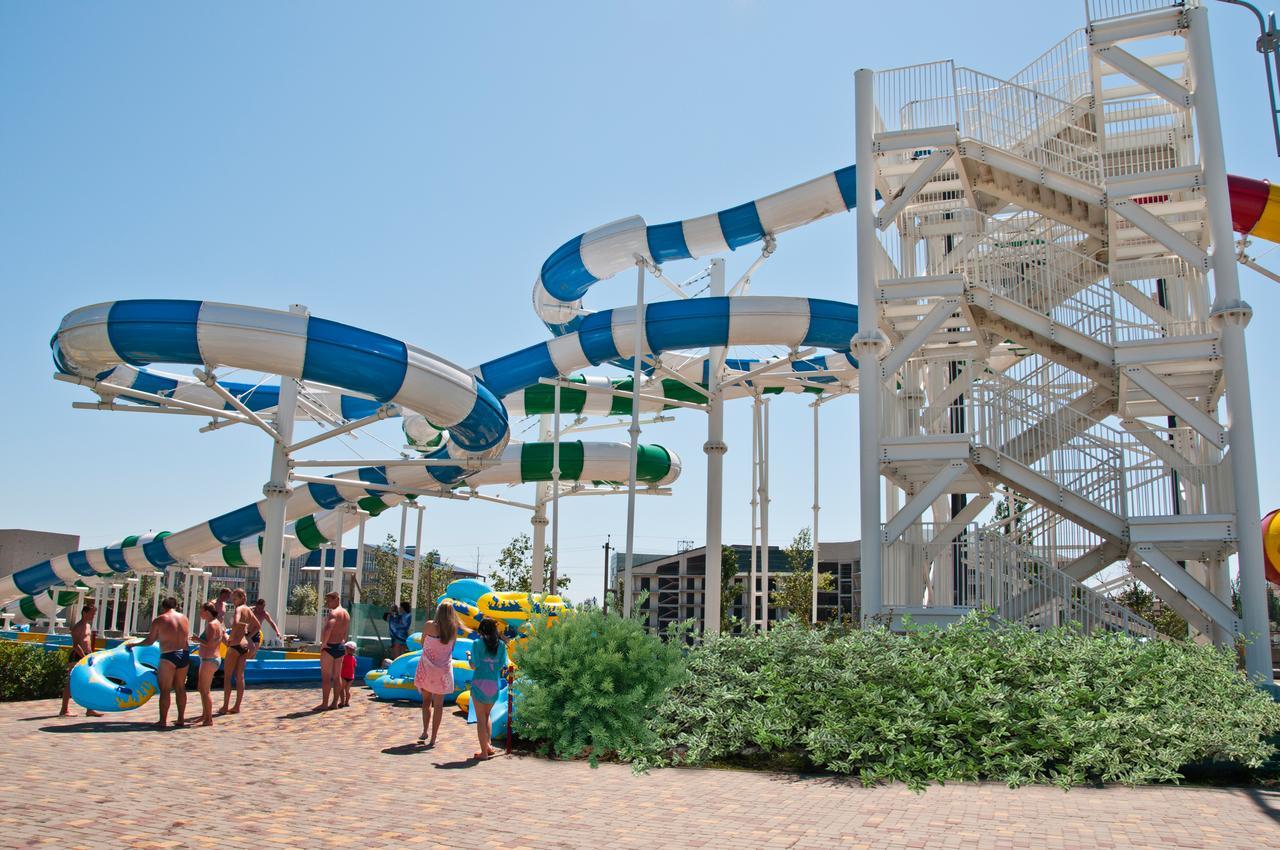 Aquapark Koblevo Hotel Exteriör bild