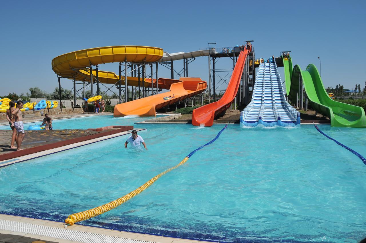 Aquapark Koblevo Hotel Exteriör bild
